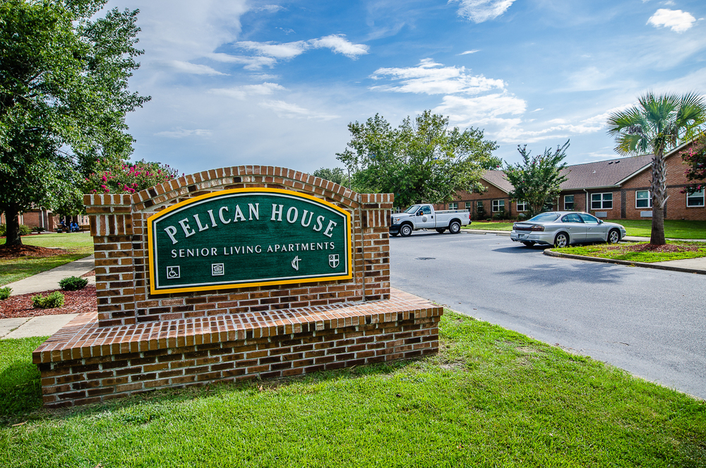 Pelican House Apartment at 300 Conyers Ave